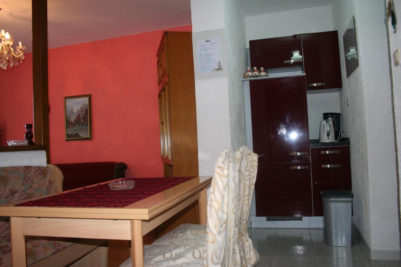 Apartmani Jankov 크르크 외부 사진