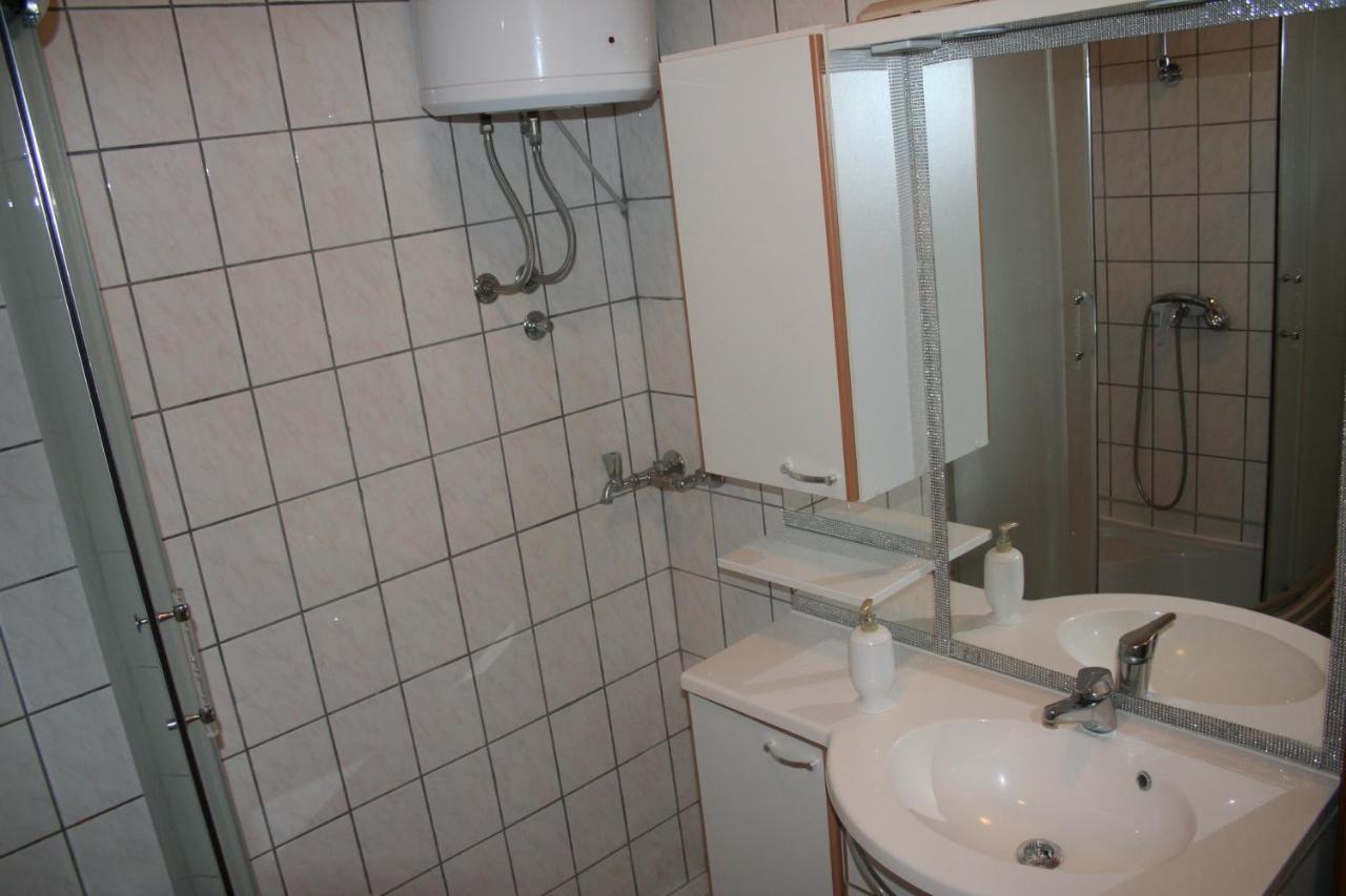 Apartmani Jankov 크르크 외부 사진