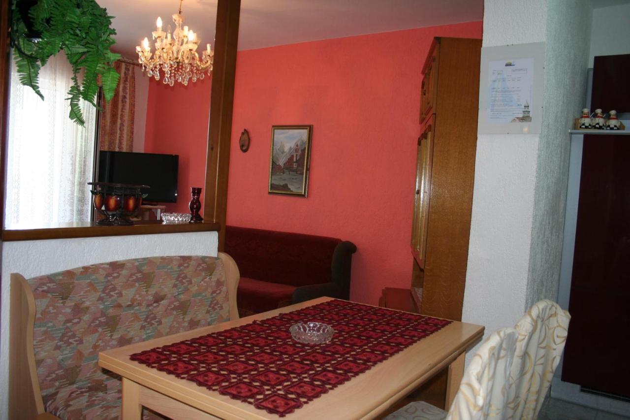 Apartmani Jankov 크르크 외부 사진